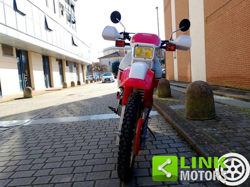 Image 2/10 of Yamaha DUMMY (1987)