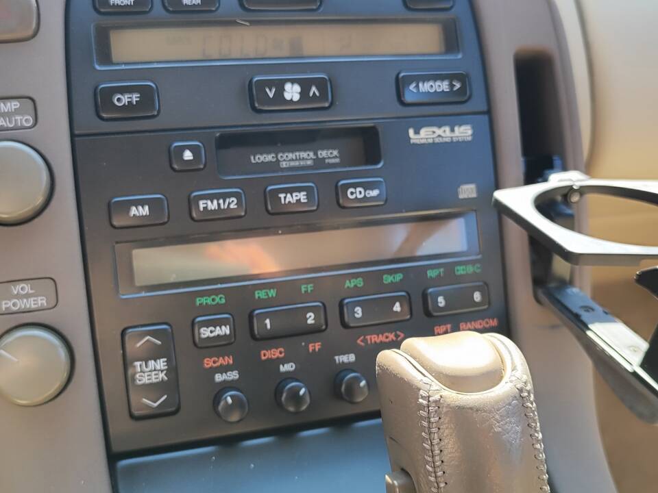 Image 25/36 of Lexus SC 400 (1991)