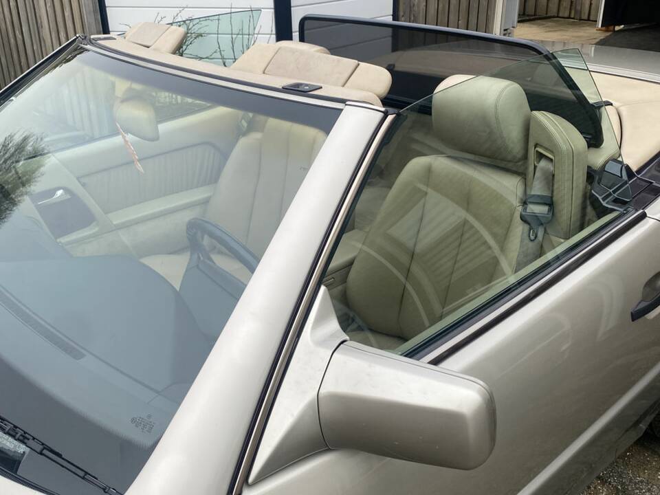 Bild 4/8 von Mercedes-Benz SL 500 (1994)