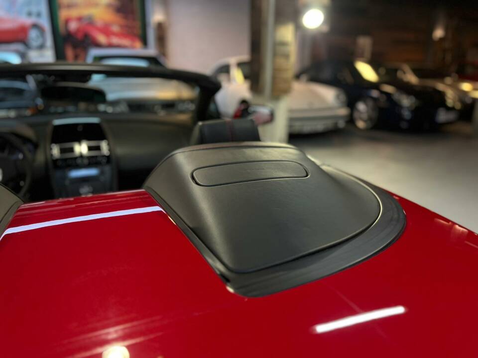 Imagen 30/60 de Aston Martin V8 Vantage Roadster (2008)