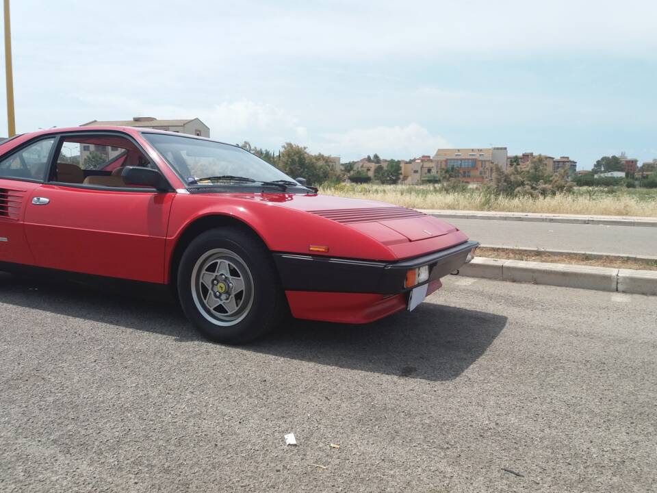 Image 6/73 de Ferrari Mondial Quattrovalvole (1984)