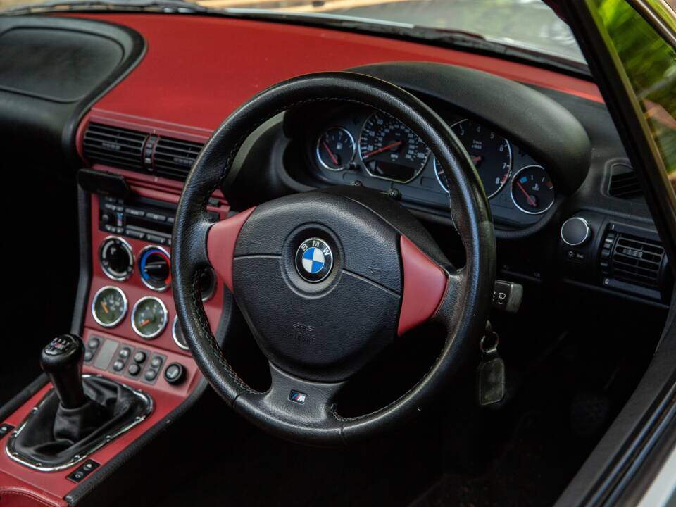 Imagen 11/44 de BMW Z3 M 3.2 (2000)