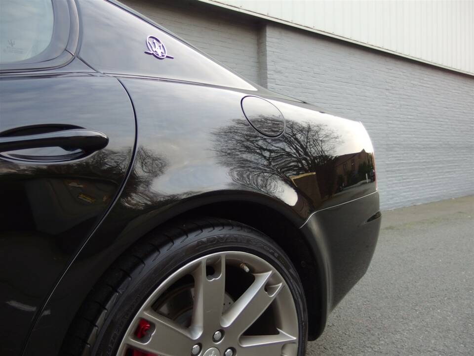 Bild 27/95 von Maserati Quattroporte 4.2 (2009)