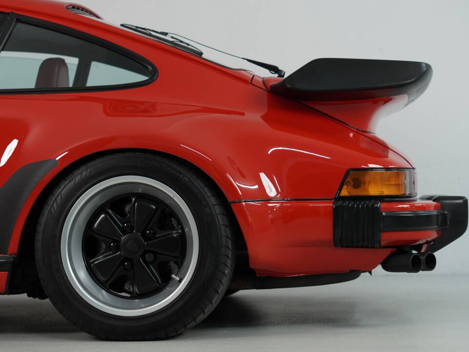 Afbeelding 17/146 van Porsche 911 Turbo 3.3 Flatnose (1985)