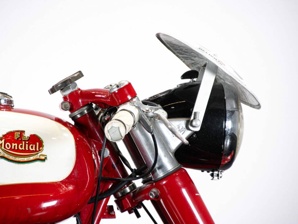 Bild 30/50 von Mondial 175 Turismo Veloce (1956)