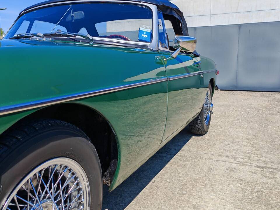 Immagine 17/37 di MG MGB (1972)