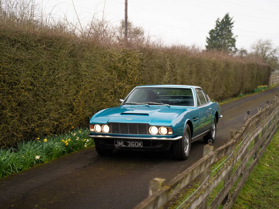 Afbeelding 38/50 van Aston Martin DBS V8 (1972)