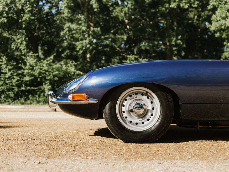 Bild 50/50 von Jaguar E-Type 4.2 (1966)