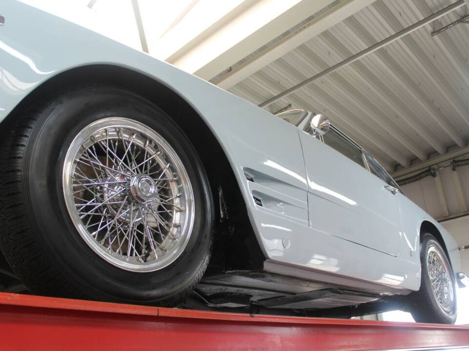 Bild 37/50 von Maserati 3500 GTI Sebring (1964)