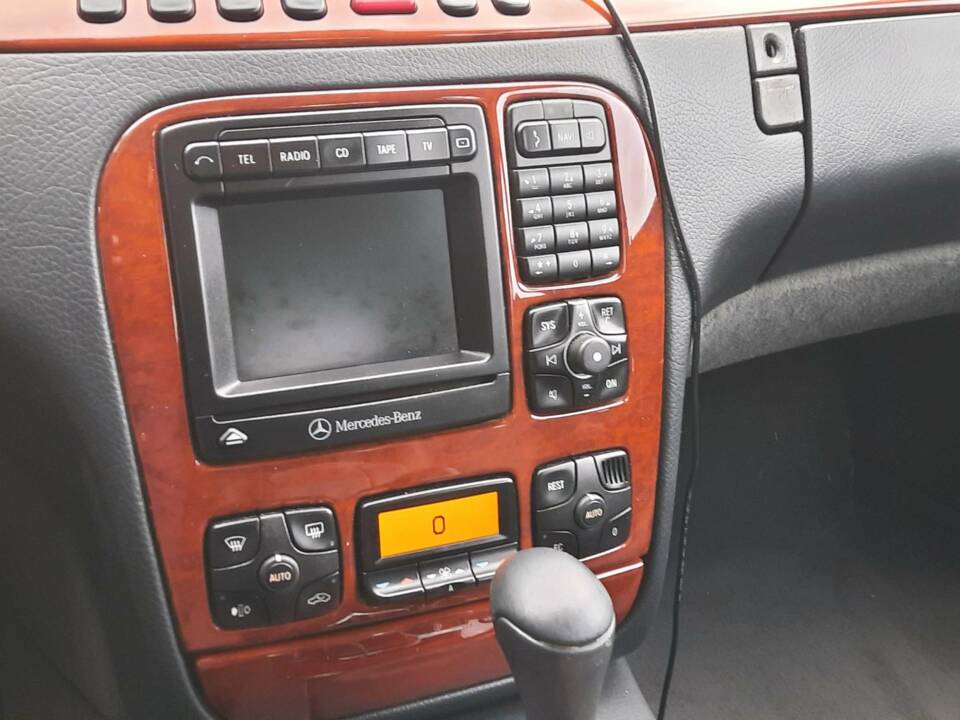 Bild 11/24 von Mercedes-Benz S 400 CDI (2001)