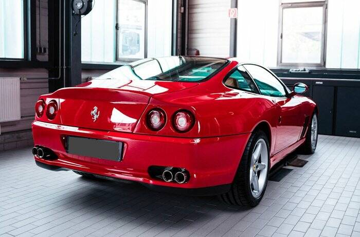 Immagine 3/7 di Ferrari 550 Maranello (1996)