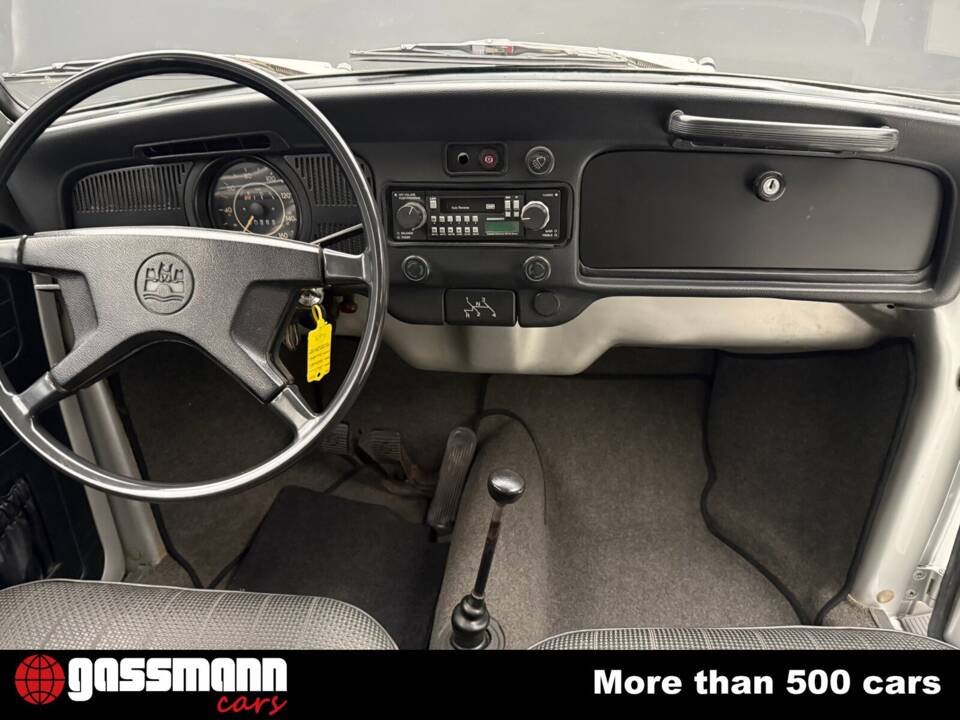 Image 14/15 of Volkswagen Beetle 1302 (1972)