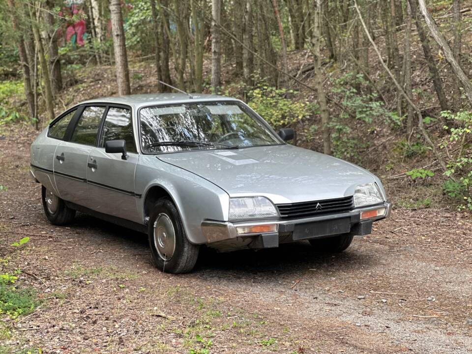 Imagen 2/21 de Citroën CX 20 (1982)