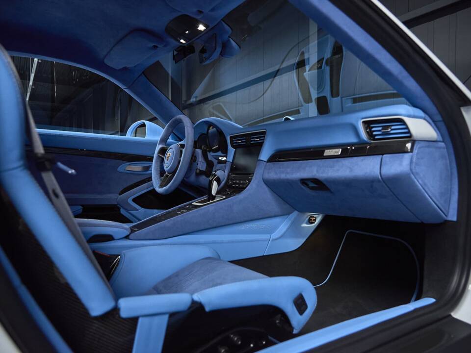 Bild 40/41 von Porsche 911 GT3 RS Weissach (2020)
