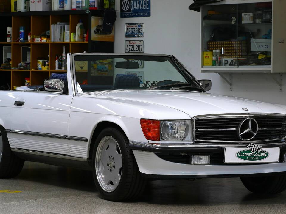 Afbeelding 3/14 van Mercedes-Benz 300 SL (1987)