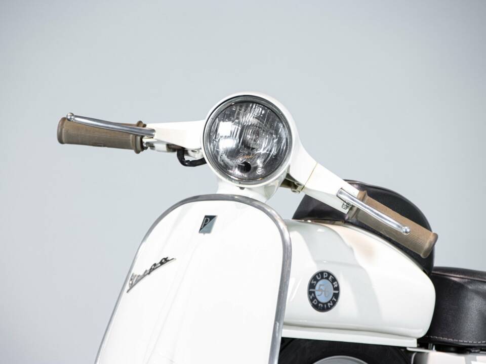 Image 20/41 de Piaggio Vespa 50 SS (1966)