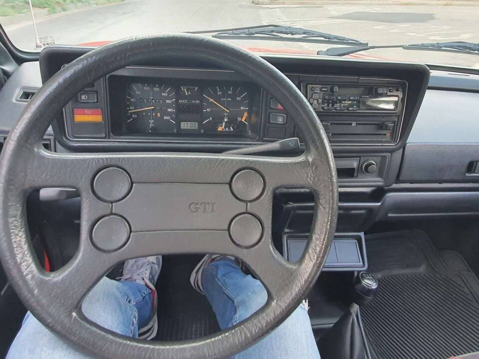 Afbeelding 23/50 van Volkswagen Golf Mk I Convertible 1.1 (1981)