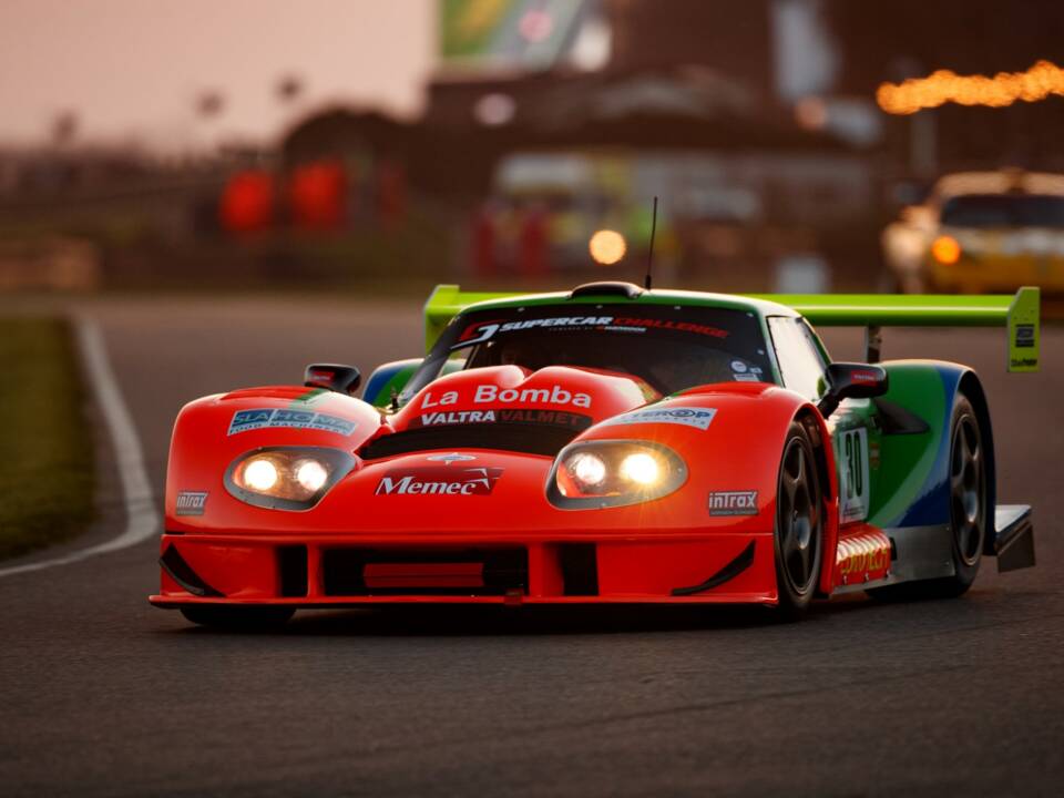 Image 2/16 of Marcos Mantara LM600 EVO (2000)