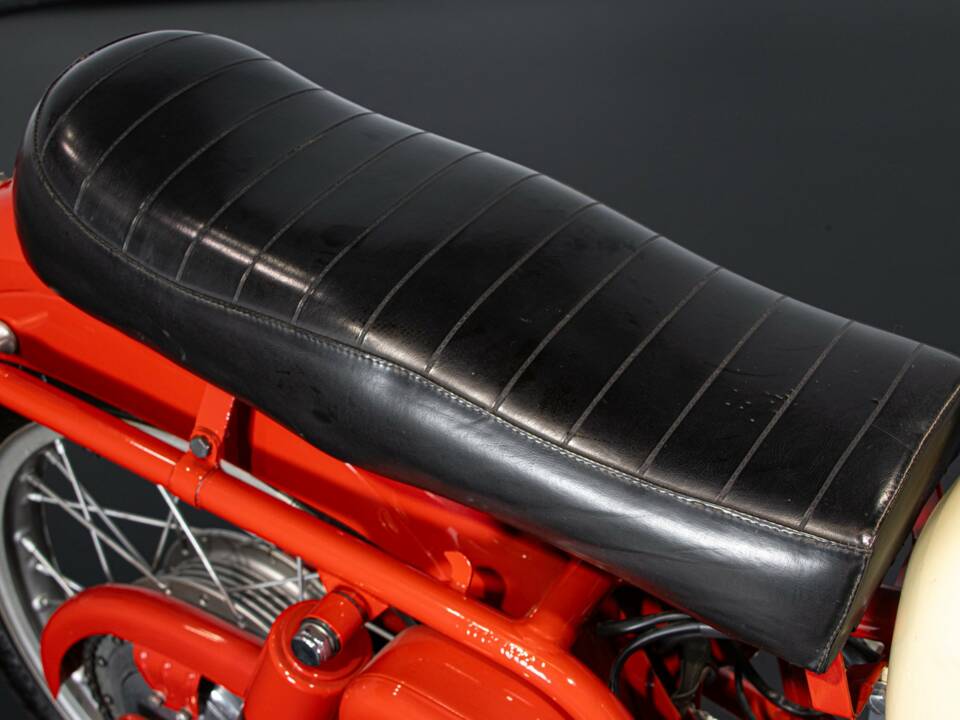 Imagen 44/50 de Gilera DUMMY (1958)