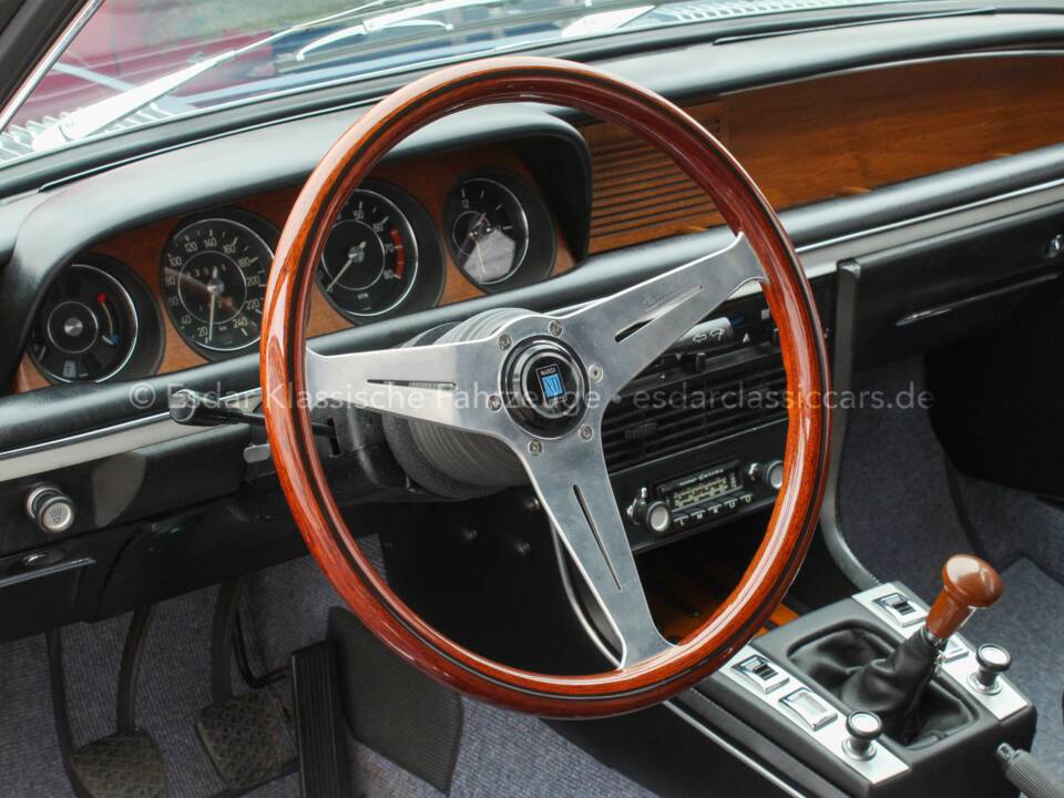 Image 7/42 de BMW 3.0 CSi (1972)