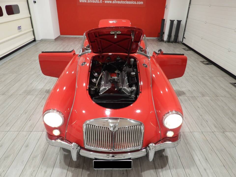 Image 9/15 of MG MGA Twin Cam (1959)