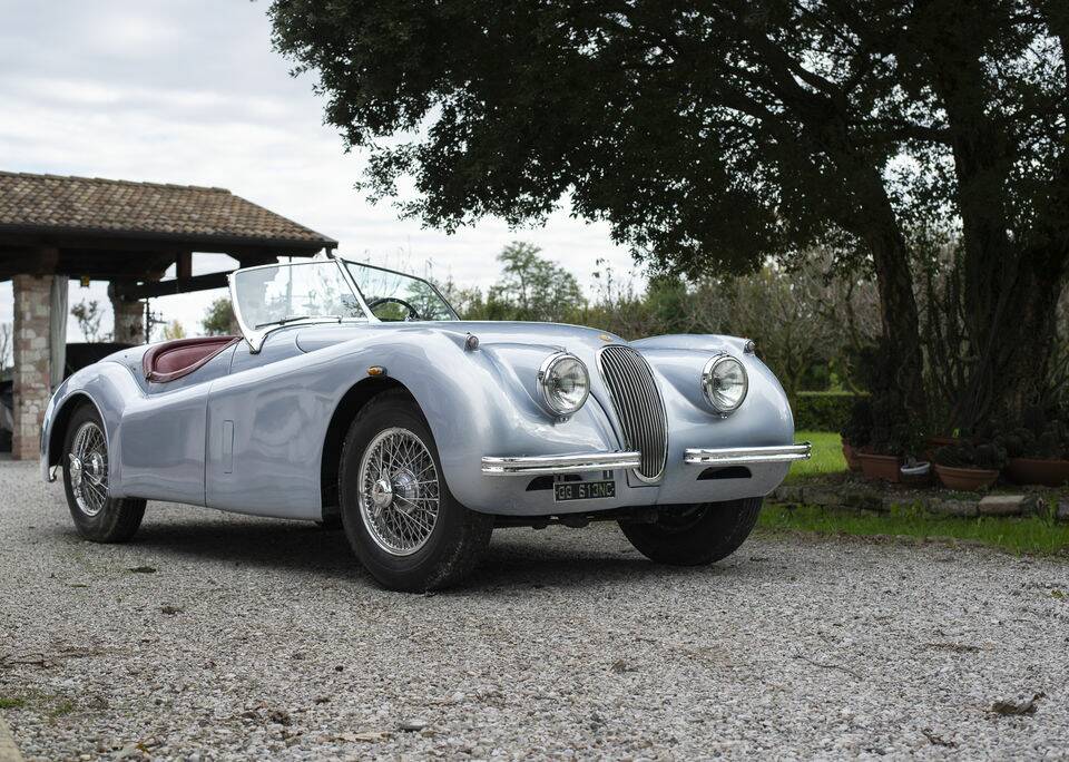 Image 5/8 of Jaguar XK 120 OTS (1953)