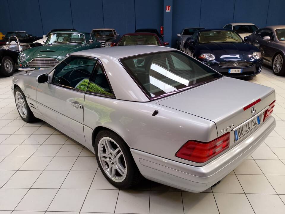 Imagen 11/46 de Mercedes-Benz SL 280 (1999)