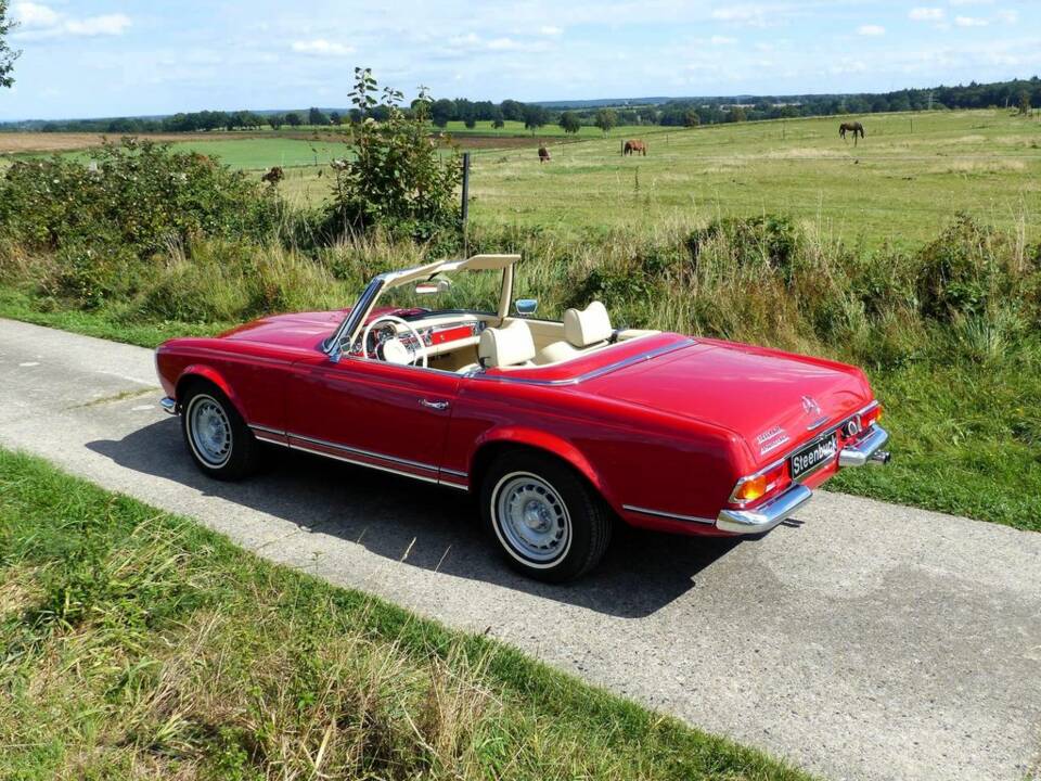 Mercedes-Benz 280 SL Roadster "Pagode" (W 113) 1969