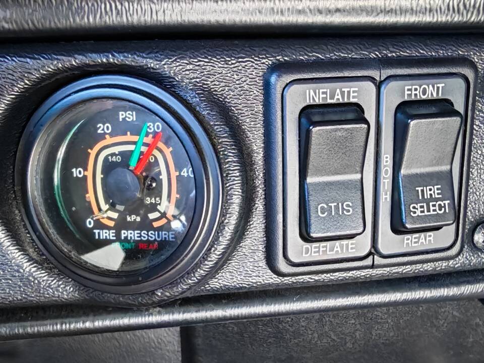 Bild 10/24 von Hummer H 1 (2000)