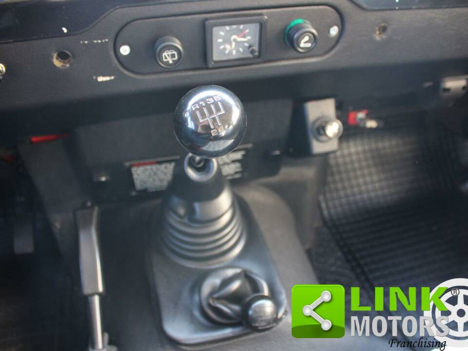 Bild 10/10 von Land Rover Defender 110 (1990)