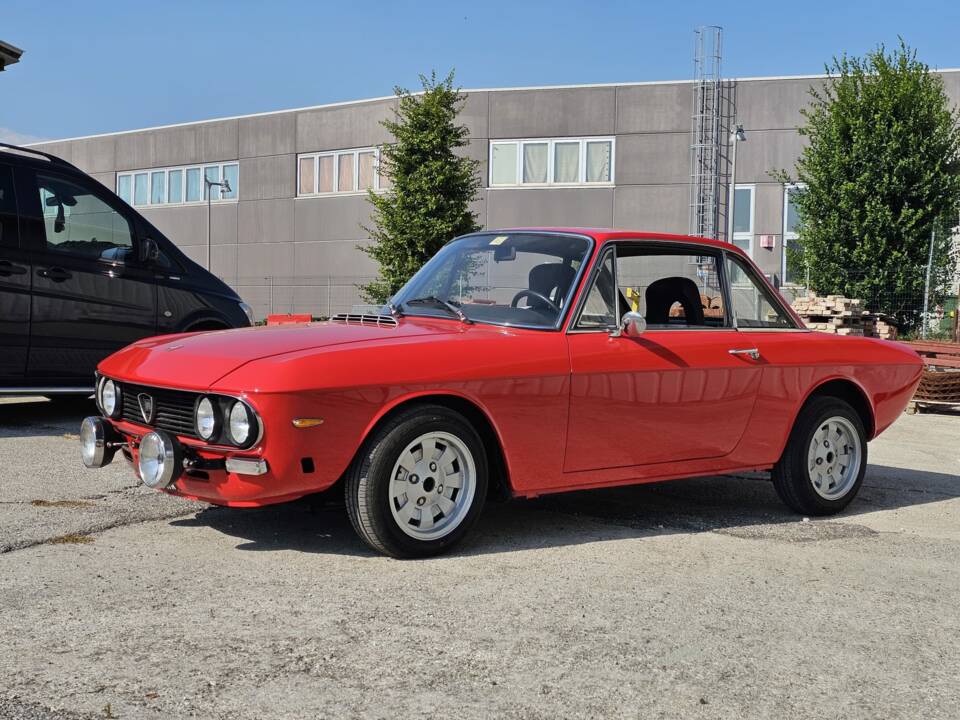 Image 52/56 of Lancia Fulvia 1.3 S (1975)