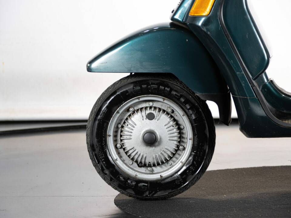 Bild 48/50 von Piaggio Vespa Cosa 150 (1990)