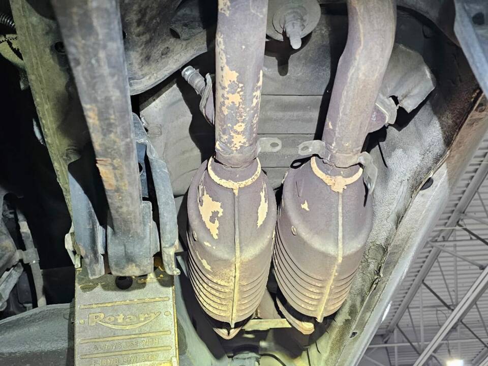 Image 40/48 de Toyota Land Cruiser FJ80 (1992)