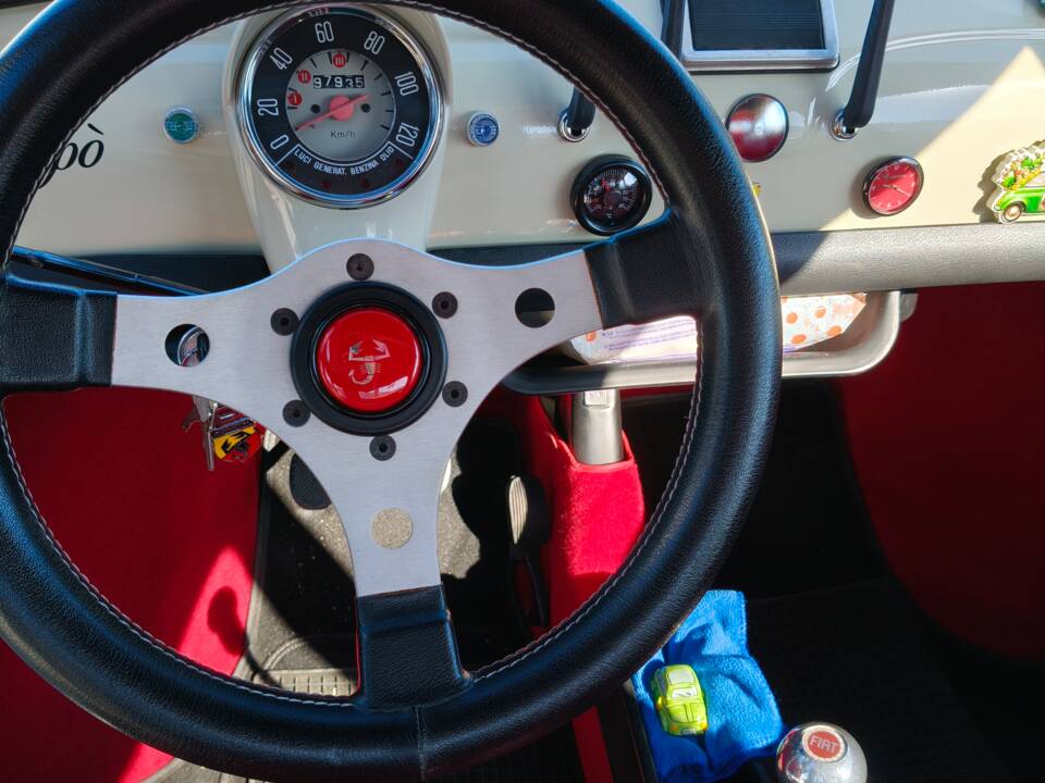 Image 16/50 of FIAT 500 F (1970)
