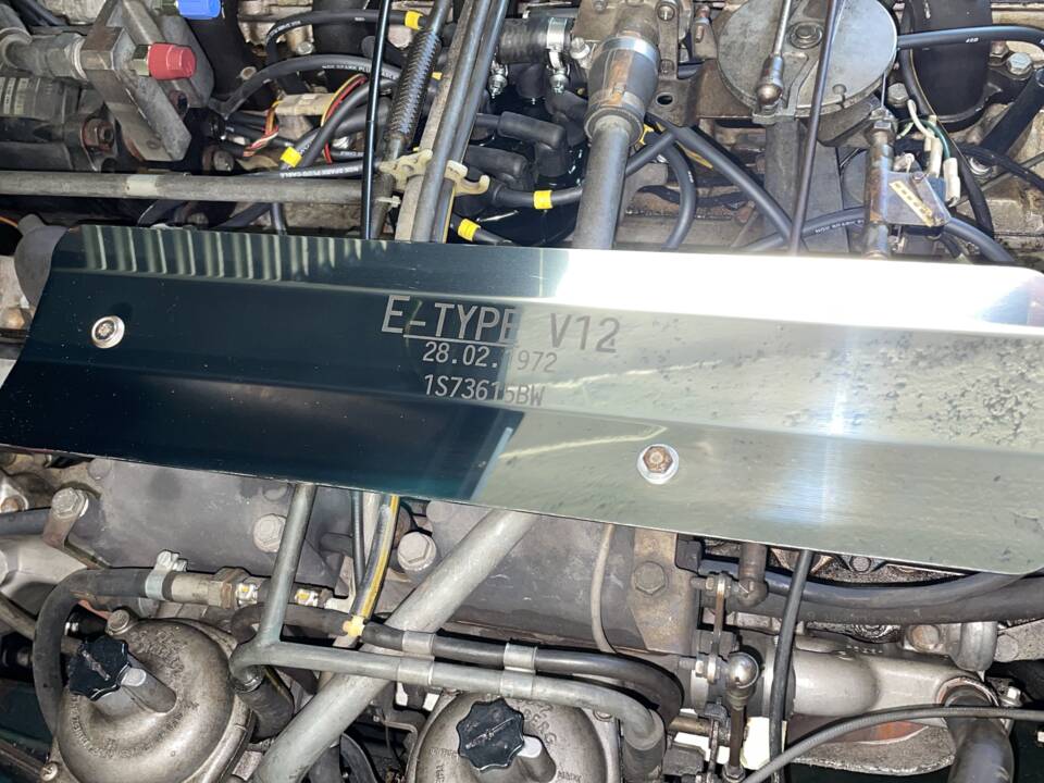 Bild 11/12 von Jaguar E-Type V12 (2+2) (1972)