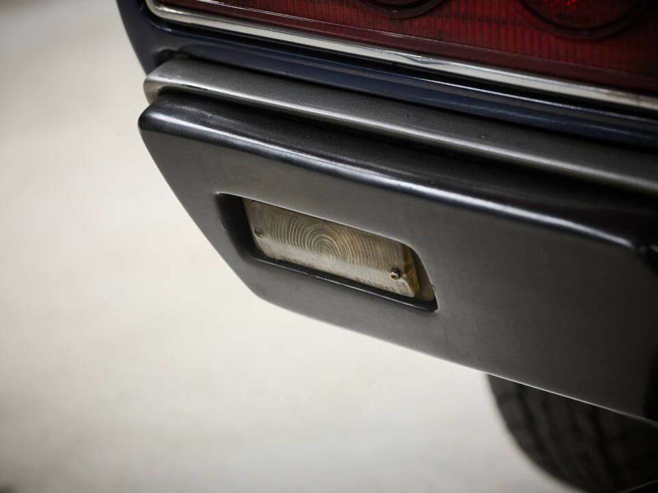 Image 63/100 of Ferrari Dino 308 GT4 (1976)