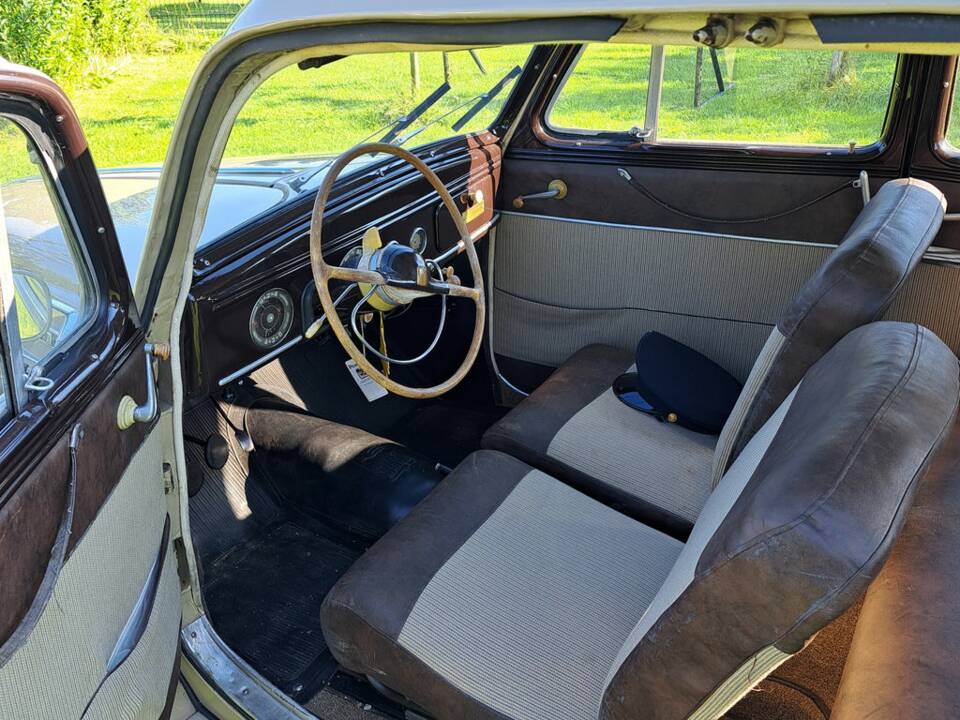 Bild 2/8 von SIMCA 8 - 1200 (1951)
