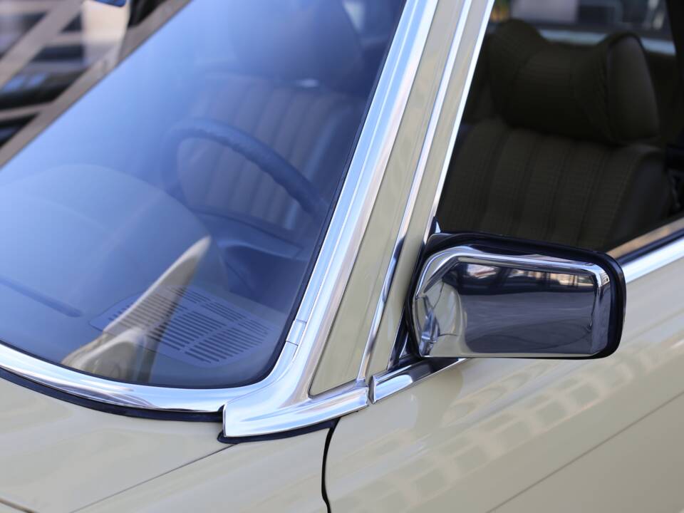 Bild 12/76 von Mercedes-Benz 280 SE (1977)