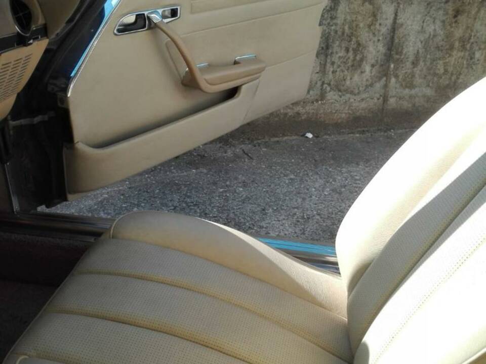 Image 20/50 de Mercedes-Benz 280 SLC (1976)