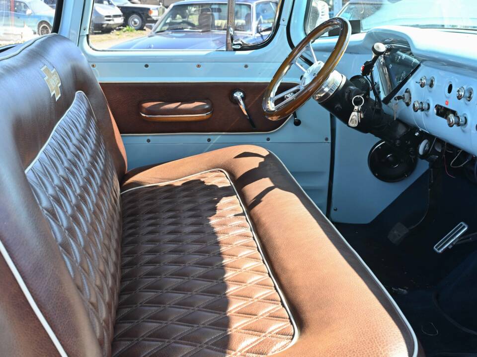 Immagine 33/50 di Chevrolet Apache Stepside (1958)