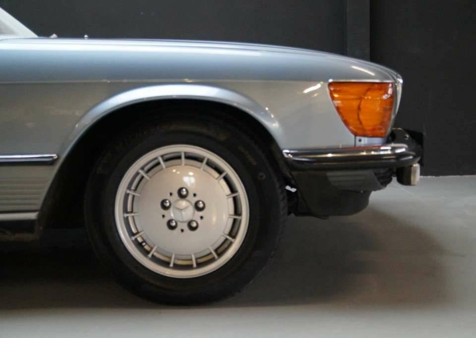 Image 3/41 of Mercedes-Benz 500 SL (1986)