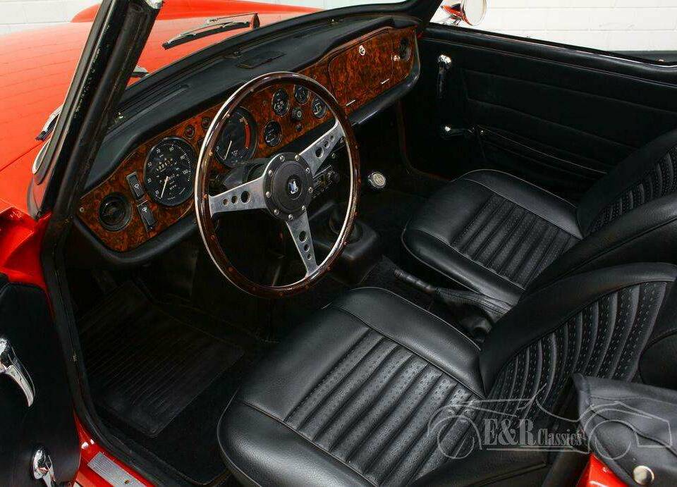Imagen 2/19 de Triumph TR 6 (1970)