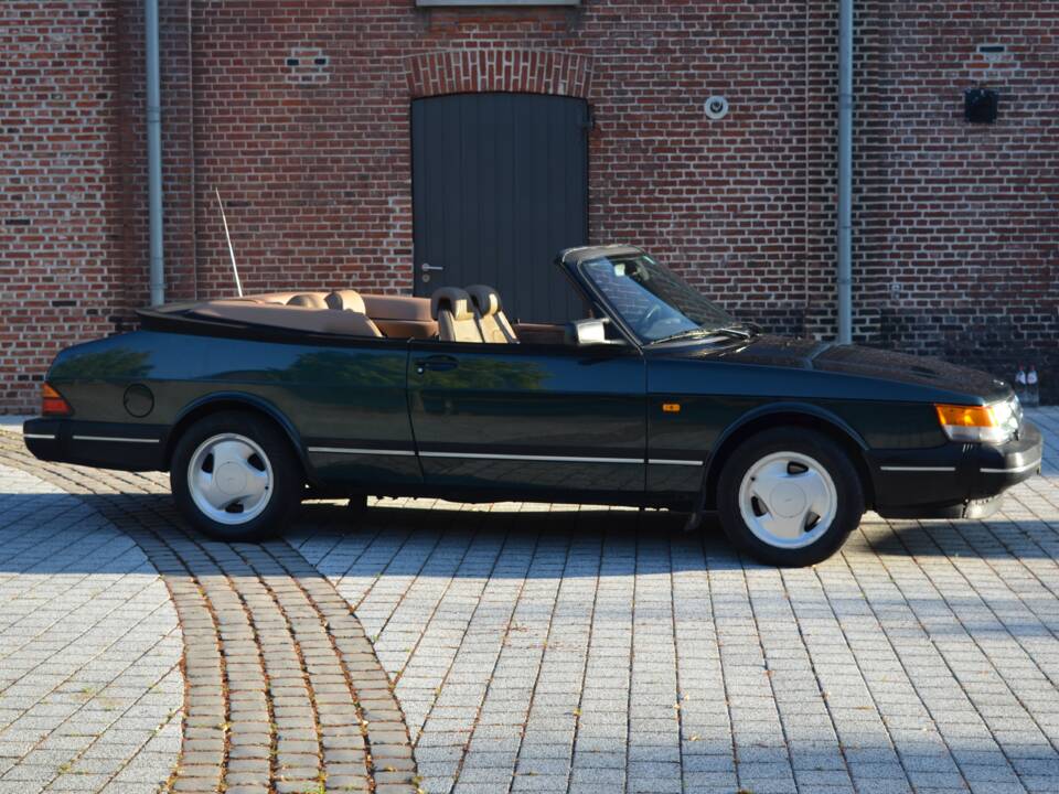 Image 4/12 of Saab 900 S (1992)