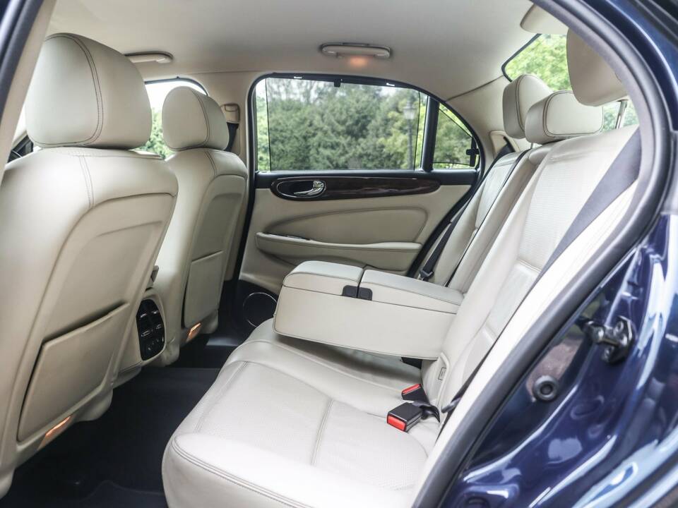 Afbeelding 19/34 van Jaguar XJR (2008)