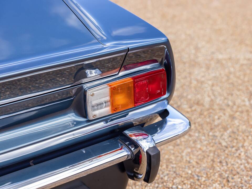 Bild 61/70 von Aston Martin V8 EFi (1988)