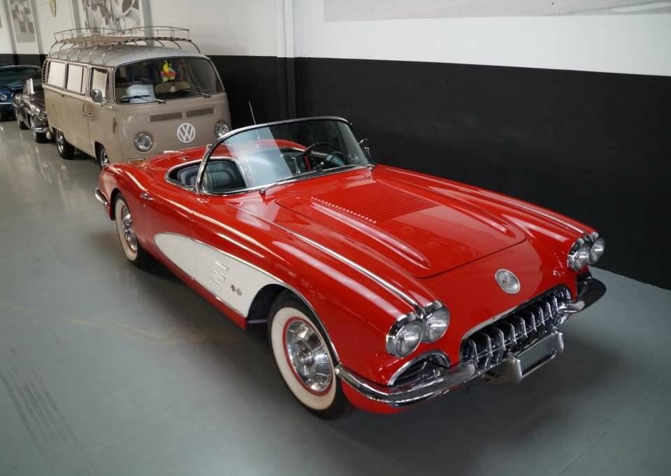 Image 23/50 of Chevrolet Corvette (1958)