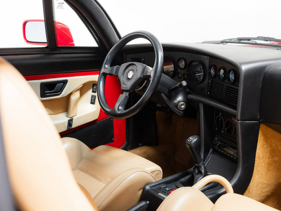 Image 9/32 de Alfa Romeo SZ (1994)