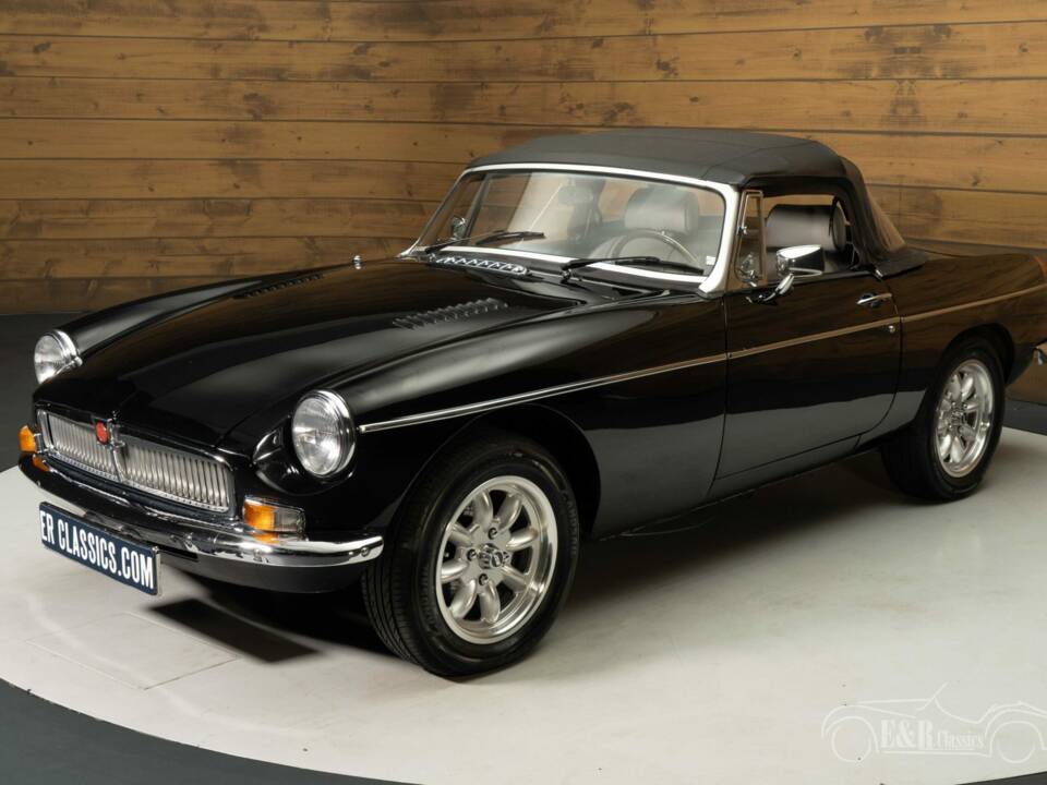 Immagine 5/7 di MG MGB (1980)