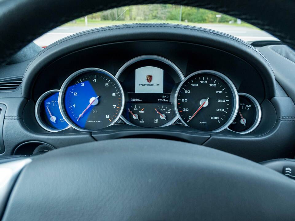 Image 28/45 of Porsche Cayenne Turbo (2009)