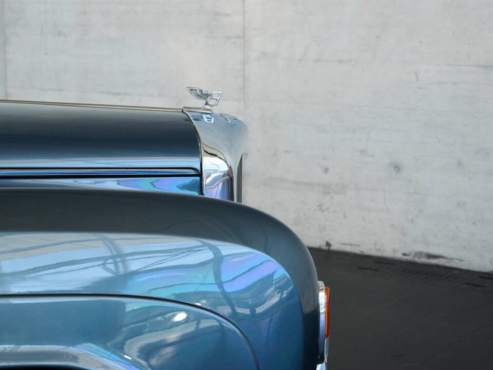 Image 40/50 of Bentley S 3 (1964)
